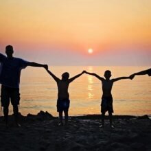 LA-FAMILIA-NO-ES-UN-JUEGO2