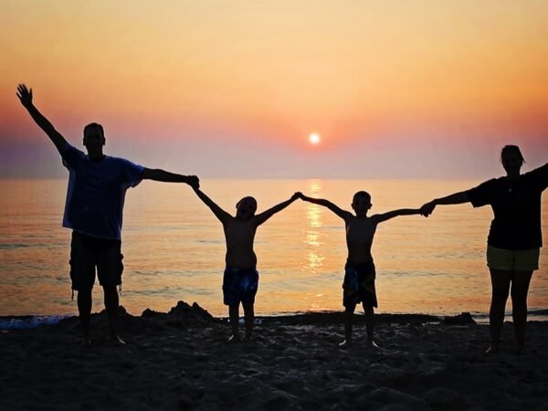 LA-FAMILIA-NO-ES-UN-JUEGO2